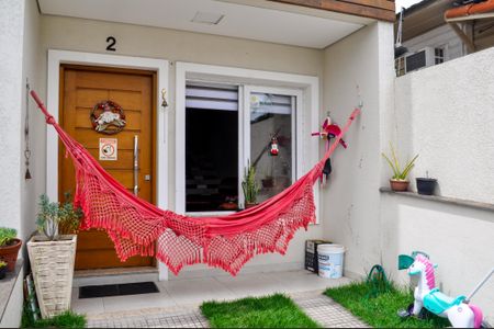 Casa de condomínio à venda com 75m², 3 quartos e 2 vagas