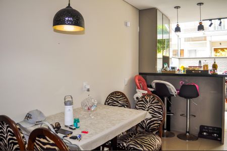 Casa de Condomínio à venda com 3 quartos, 75m² em Cavalhada, Porto Alegre