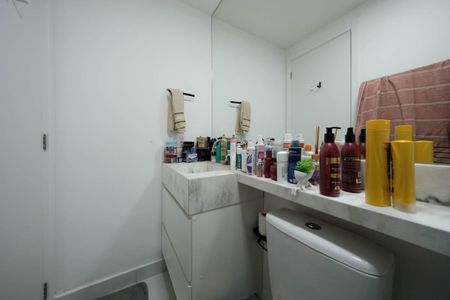 Apartamento para alugar com 38m², 2 quartos e sem vagaBanheiro