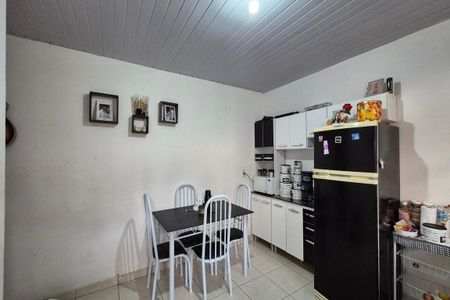 Casa à venda com 120m², 3 quartos e 2 vagasCozinha 