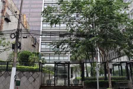Fachada de apartamento para alugar com 3 quartos, 170m² em Bela Vista, São Paulo