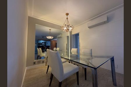 Apartamento à venda com 3 quartos, 111m² em Chácara Santo Antônio, São Paulo