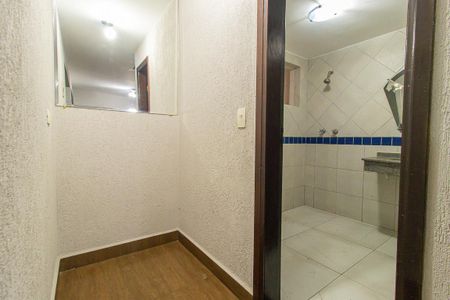 Casa à venda com 200m², 3 quartos e 2 vagasBanheiro Social