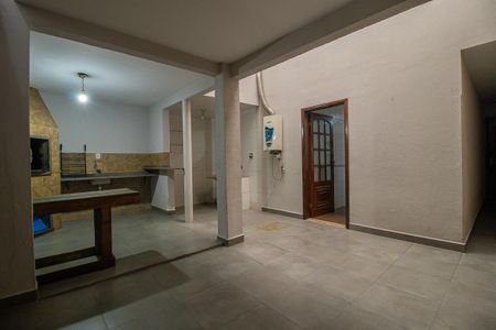 Casa à venda com 200m², 3 quartos e 2 vagasÁrea comum - Churrasqueira