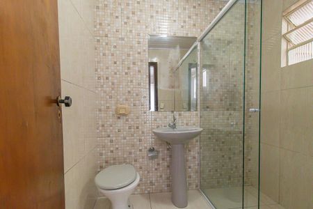 Casa à venda com 200m², 3 quartos e 2 vagasBanheiro da Suíte 2