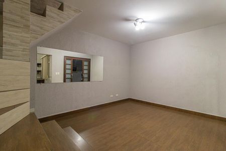 Casa à venda com 200m², 3 quartos e 2 vagasSala