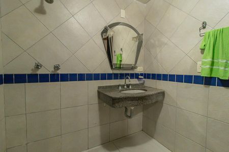 Casa à venda com 200m², 3 quartos e 2 vagasBanheiro Social