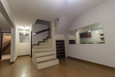 Casa à venda com 200m², 3 quartos e 2 vagasSala