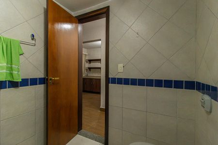 Banheiro Social de casa para alugar com 3 quartos, 200m² em Cidade Industrial de Curitiba, Curitiba