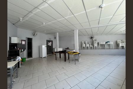 Apartamento para alugar com 40m², 2 quartos e sem vagaÁrea comum - Salão de festas