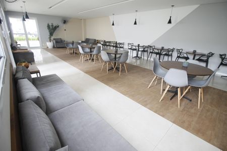 Apartamento para alugar com 42m², 2 quartos e 1 vagaÁrea comum - Salão de festas