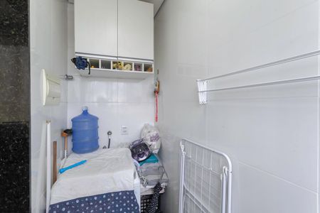 Apartamento à venda com 64m², 2 quartos e 1 vagaÁrea de serviço 