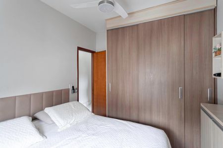 Apartamento à venda com 64m², 2 quartos e 1 vagaQuarto 1