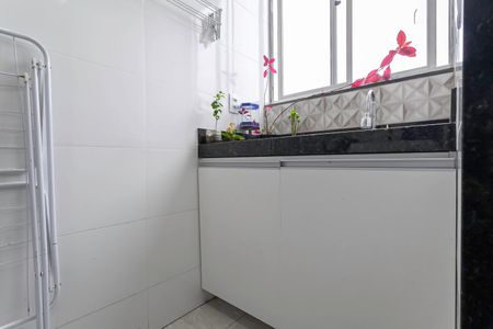 Apartamento à venda com 64m², 2 quartos e 1 vagaÁrea de serviço 