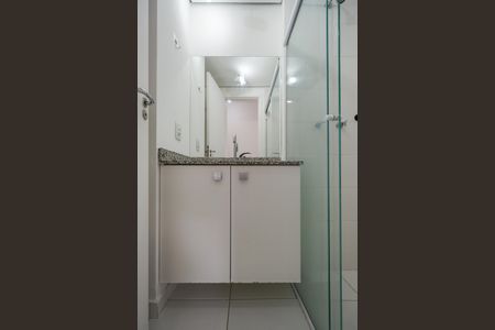 Apartamento para alugar com 68m², 2 quartos e 1 vaga Apartamento para alugar com 68m², 2 quartos e 1 vagaBanheiro da Suíte