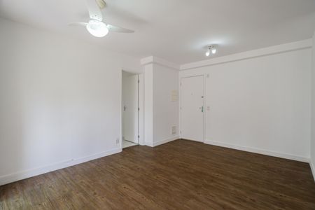 Sala de apartamento para alugar com 2 quartos, 68m² em Jardim Parque Morumbi, São Paulo