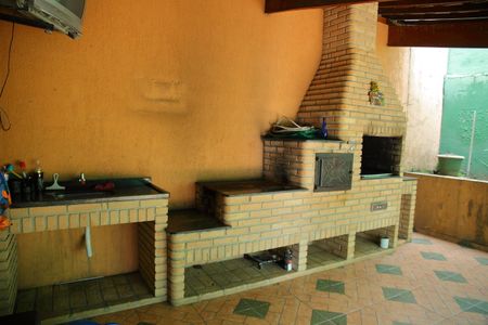 Casa à venda com 198m², 2 quartos e 4 vagasÁrea de convivência  Casa 1