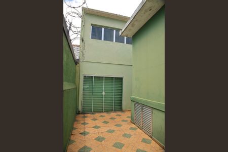 Casa à venda com 198m², 2 quartos e 4 vagasEdicula/Garagem 