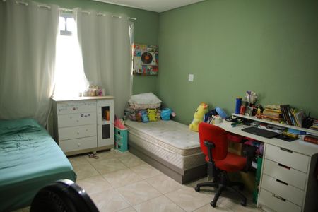 Casa à venda com 198m², 2 quartos e 4 vagasQuarto casa 2 