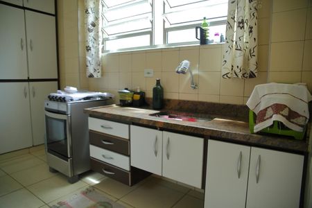 Casa à venda com 198m², 2 quartos e 4 vagasCozinha casa 1 