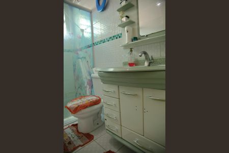 Casa à venda com 198m², 2 quartos e 4 vagasBanheiro casa 1 