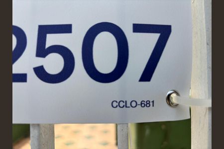 Casa à venda com 198m², 2 quartos e 4 vagasCod de placa 