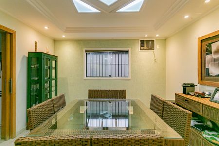 Sala de Jantar de casa à venda com 3 quartos, 338m² em Vila Gumercindo, São Paulo