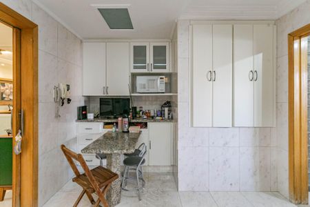 Casa à venda com 338m², 3 quartos e 6 vagasCozinha