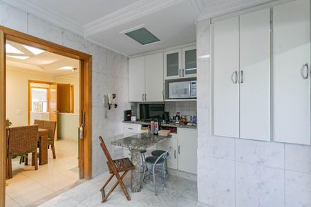 Casa à venda com 338m², 3 quartos e 6 vagasCozinha