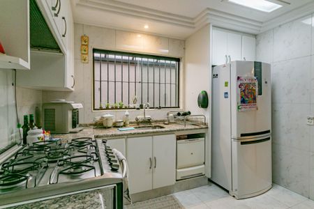 Cozinha de casa à venda com 3 quartos, 338m² em Vila Gumercindo, São Paulo