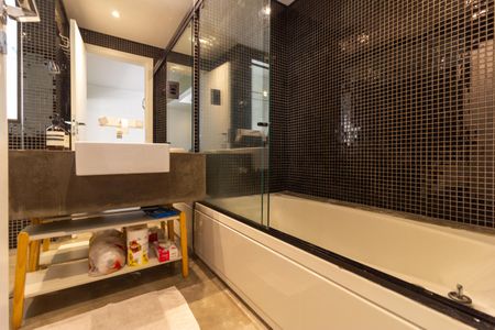 Apartamento para alugar com 60m², 1 quarto e sem vagaBanheiro