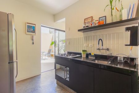 Cozinha de apartamento para alugar com 1 quarto, 60m² em Jardim Paulista, São Paulo