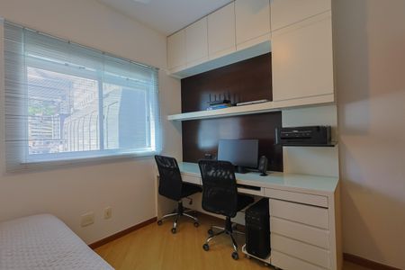 Apartamento à venda com 100m², 3 quartos e 2 vagasQuarto 1