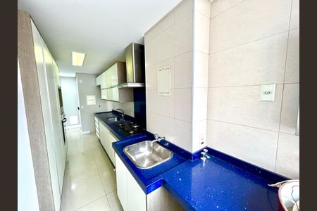 Apartamento para alugar com 83m², 2 quartos e 2 vagas