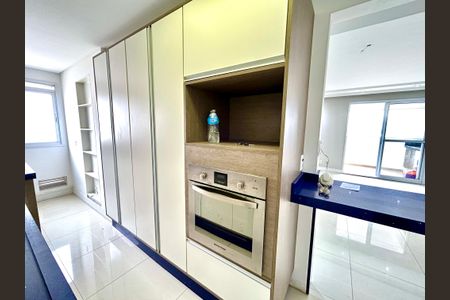 Apartamento para alugar com 83m², 2 quartos e 2 vagas