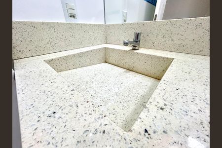 Apartamento para alugar com 83m², 2 quartos e 2 vagas