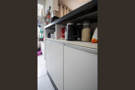 Apartamento à venda com 56m², 2 quartos e 1 vagaCozinha - Armários