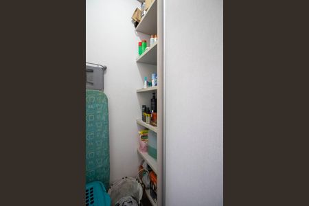 Apartamento à venda com 56m², 2 quartos e 1 vagaSuíte - Armarios