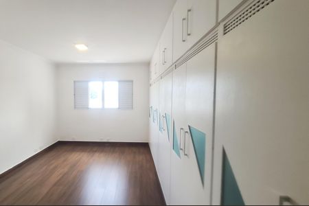 Casa para alugar com 322m², 3 quartos e 4 vagasSuíte 1
