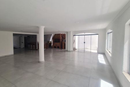 Casa para alugar com 322m², 3 quartos e 4 vagasSalão de festas/ Garagem
