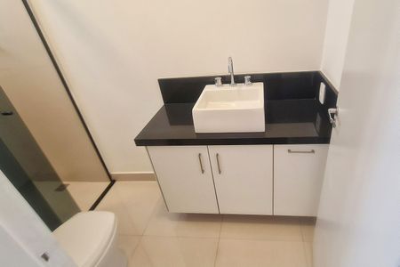 Casa para alugar com 322m², 3 quartos e 4 vagasBanheiro da Suíte 3