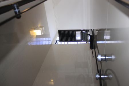 Casa para alugar com 322m², 3 quartos e 4 vagasBanheiro da Suíte 1