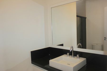 Casa para alugar com 322m², 3 quartos e 4 vagasBanheiro da Suíte 1