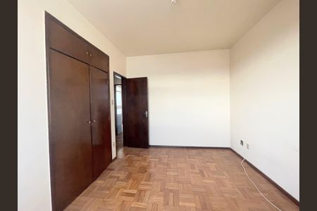 Apartamento à venda com 64m², 2 quartos e 1 vagaQuarto 2