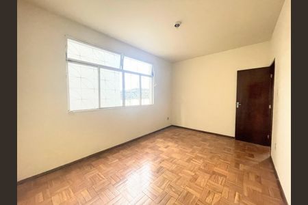 Sala de apartamento à venda com 2 quartos, 64m² em Carlos Prates, Belo Horizonte