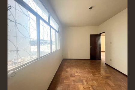 Sala de apartamento à venda com 2 quartos, 64m² em Carlos Prates, Belo Horizonte