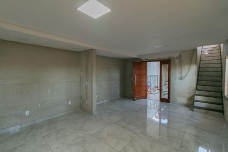 Casa à venda com 3 quartos, 360m² em São João Batista, Belo Horizonte