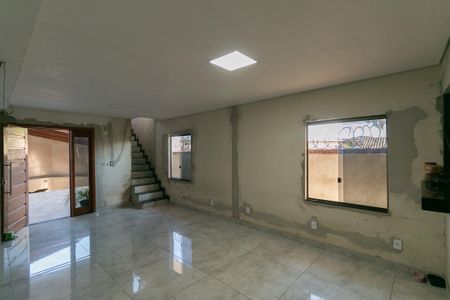 Casa à venda com 3 quartos, 360m² em São João Batista, Belo Horizonte