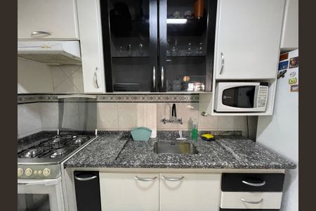 Apartamento à venda com 74m², 2 quartos e 1 vagaCozinha e Área de Serviço