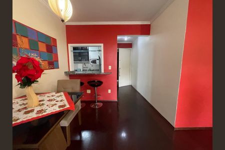 Apartamento à venda com 74m², 2 quartos e 1 vagaSala